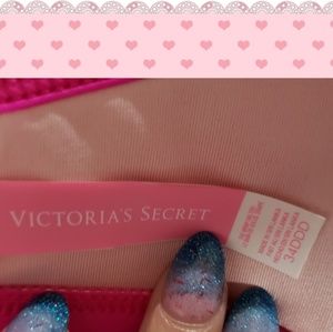 Victoria's Secret Swim - Victoria's Secret bikini top 34DDD Victoria's Secret Swim - Victoria's Secret bikini top 34DDD